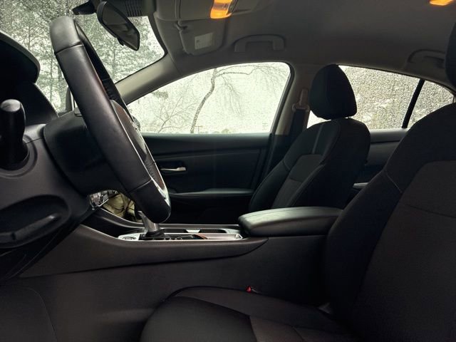 Used 2025 Nissan Sentra SV w/ All-Weather Package image 21