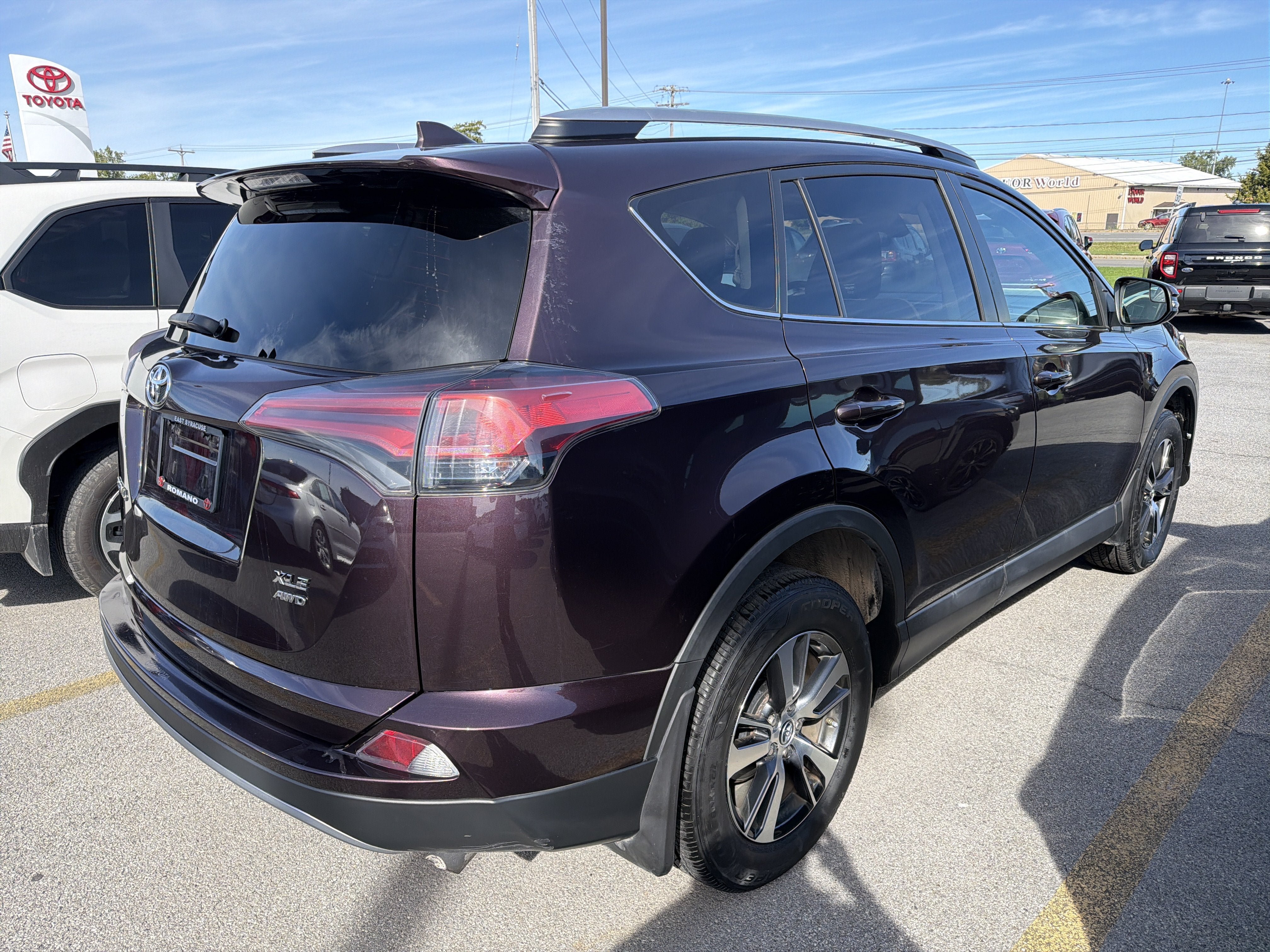 Certified 2017 Toyota RAV4 XLE w/ All Weather Liner Package AWD/4WD image 7
