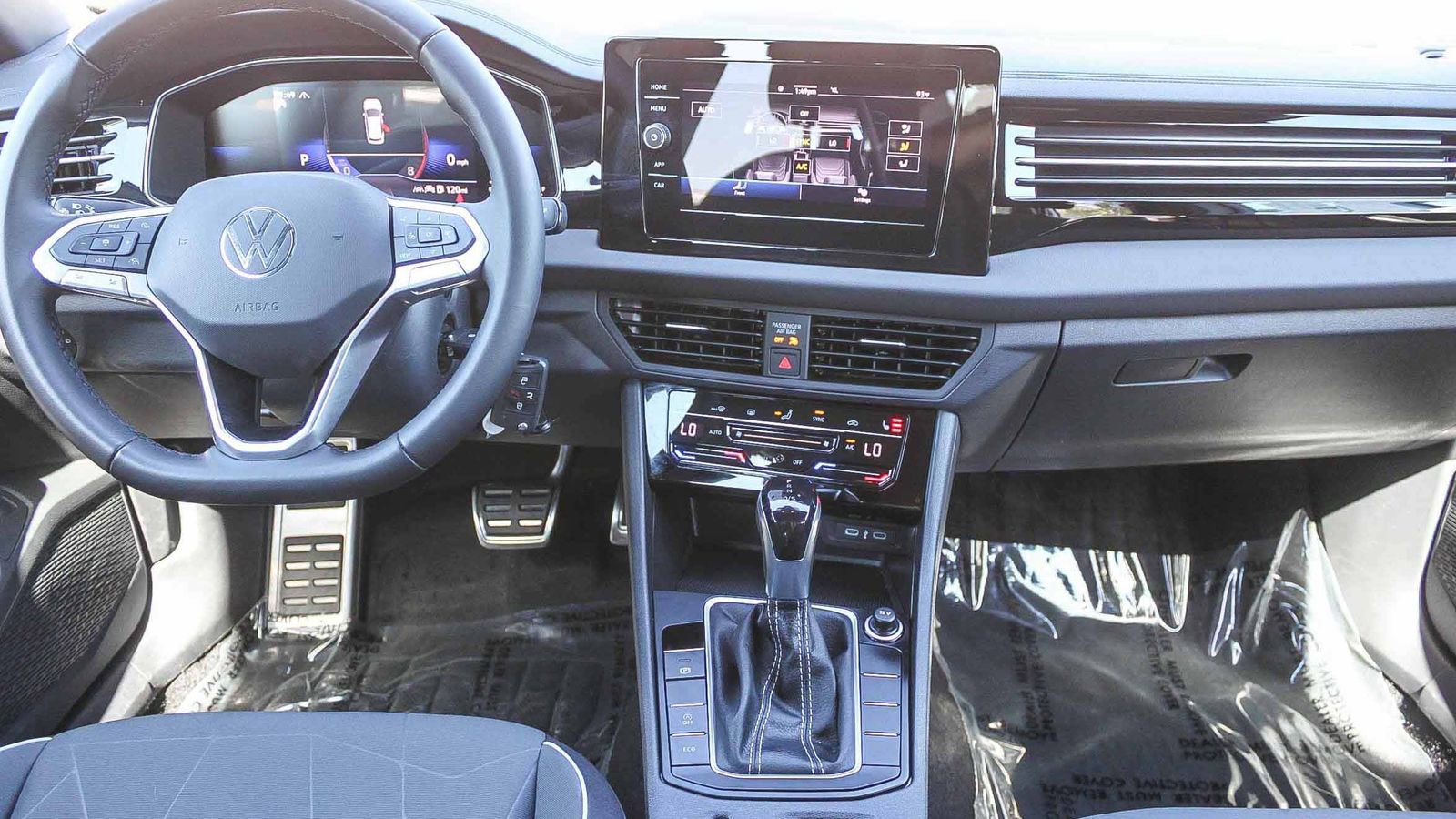 Used 2025 Volkswagen Jetta Sport image 13