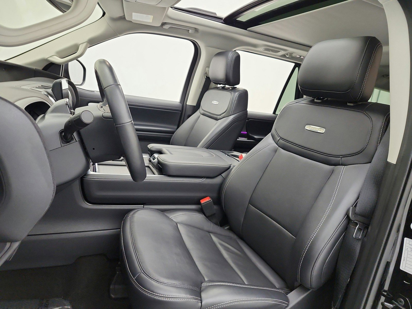 Used 2025 Ford Expedition Max Platinum AWD/4WD image 10