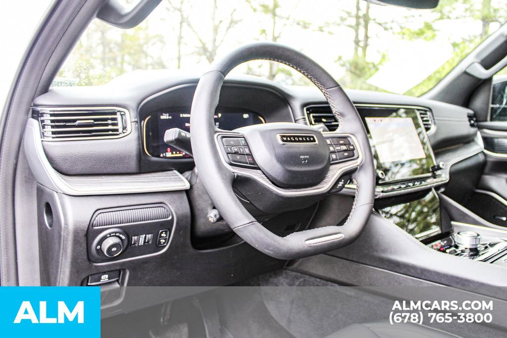 Used 2024 Jeep Wagoneer Series II w/ Flexible Seating Group image 34