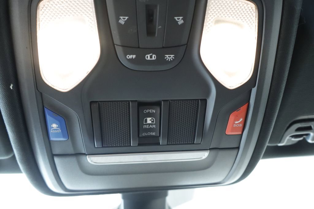 Used 2020 RAM 1500 Big Horn AWD/4WD image 31