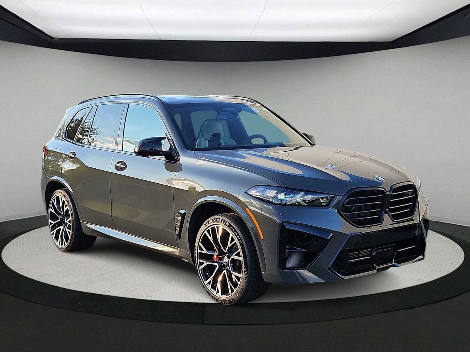 New 2026 BMW X5 M Competition w/ Executive Package image 2