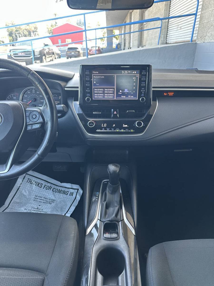 Used 2020 Toyota Corolla SE w/ Carpet Mat Package (TMS) FWD image 10