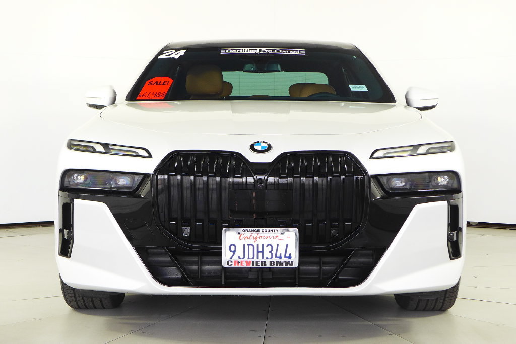 Certified 2024 BMW 740i w/ Premium Package RWD image 3