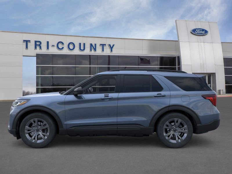New 2026 Ford Explorer Active image 3