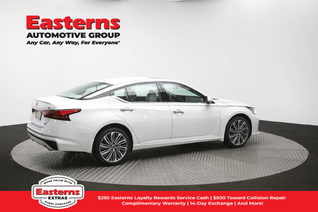 Used 2023 Nissan Altima 2.5 SL AWD/4WD image 44