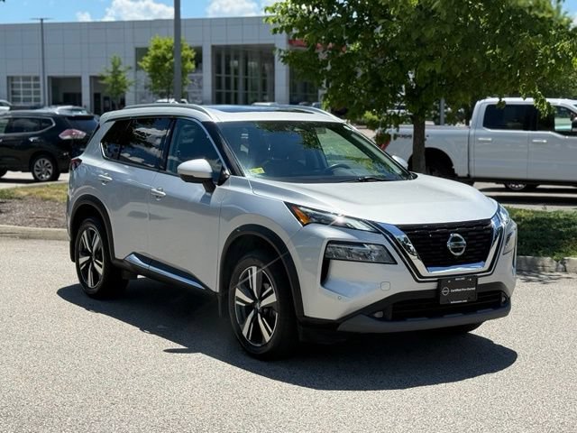 Certified 2021 Nissan Rogue SL w/ Premium Package AWD/4WD image 3
