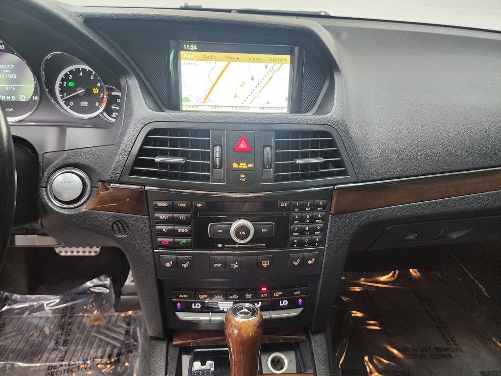 Used 2010 Mercedes-Benz E 550 Coupe image 17