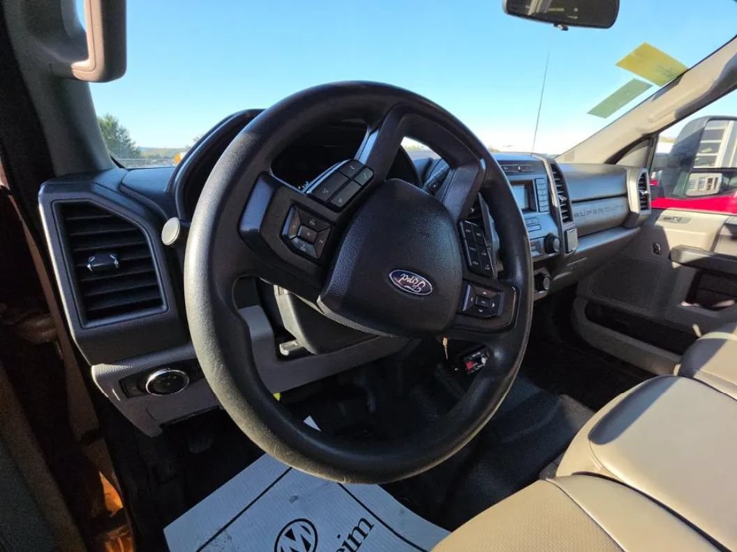 Used 2021 Ford F350 XL w/ Power Equipment Group RWD image 8