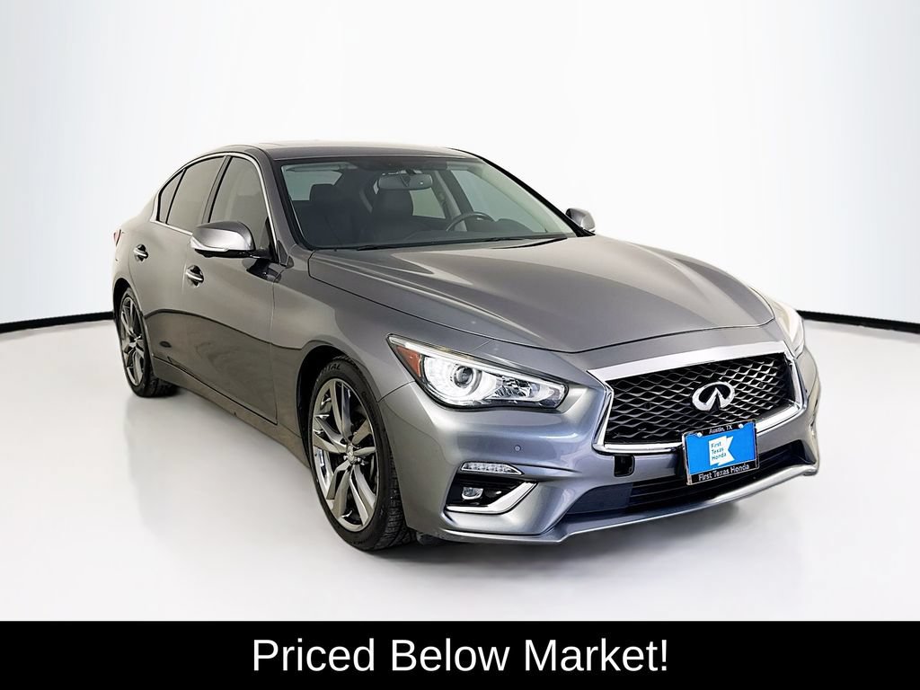 Used 2019 INFINITI Q50 Luxe w/ Essential Package (3.0T Luxe) RWD image 1