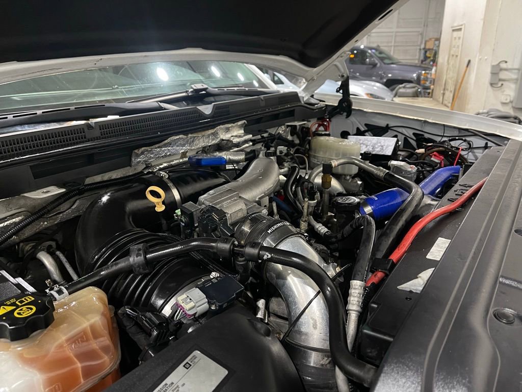 Used 2015 GMC Sierra 2500 Denali w/ Duramax Plus Package image 40