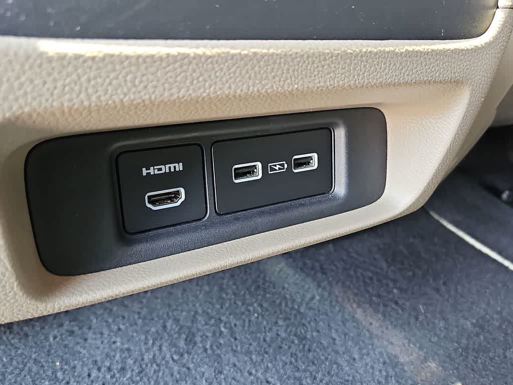 Used 2022 Honda Odyssey Elite image 27