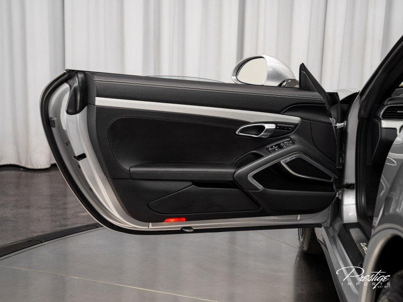 Used 2019 Porsche 911 Turbo S image 23