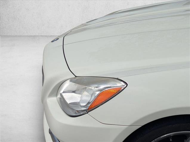 Used 2013 Mercedes-Benz SLK 250 image 12