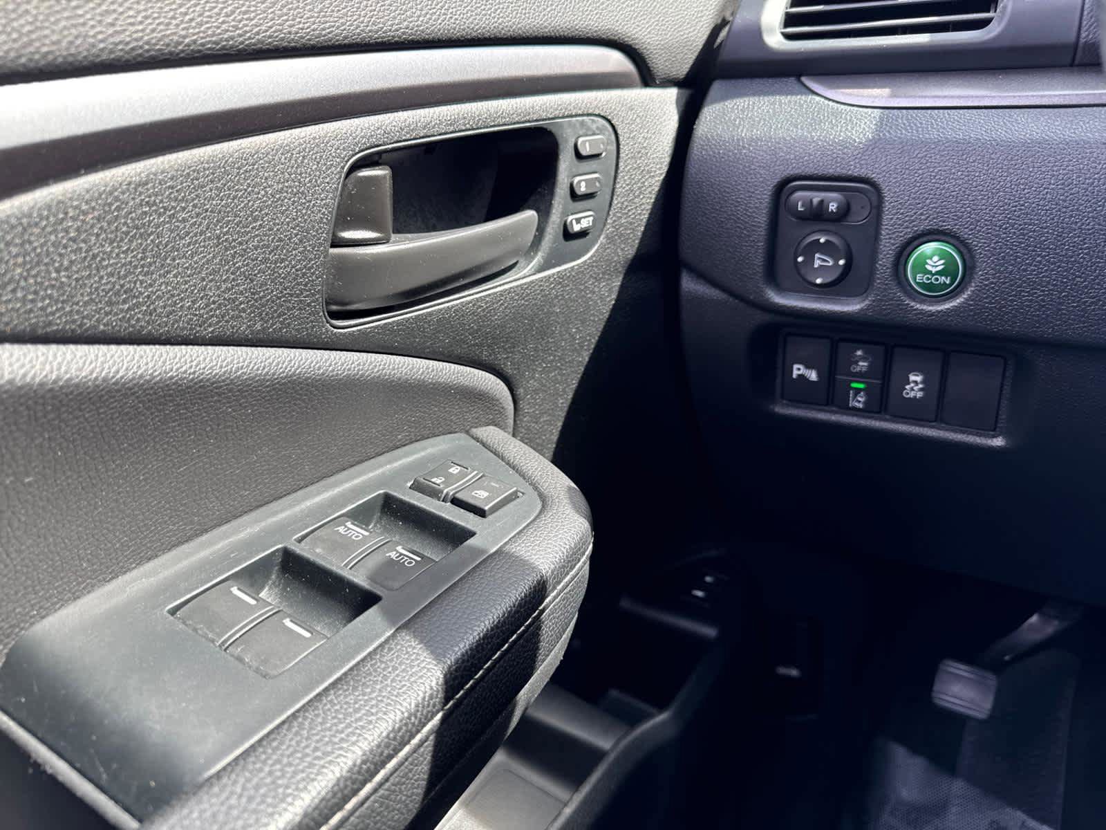 Used 2023 Honda Passport EX-L image 22