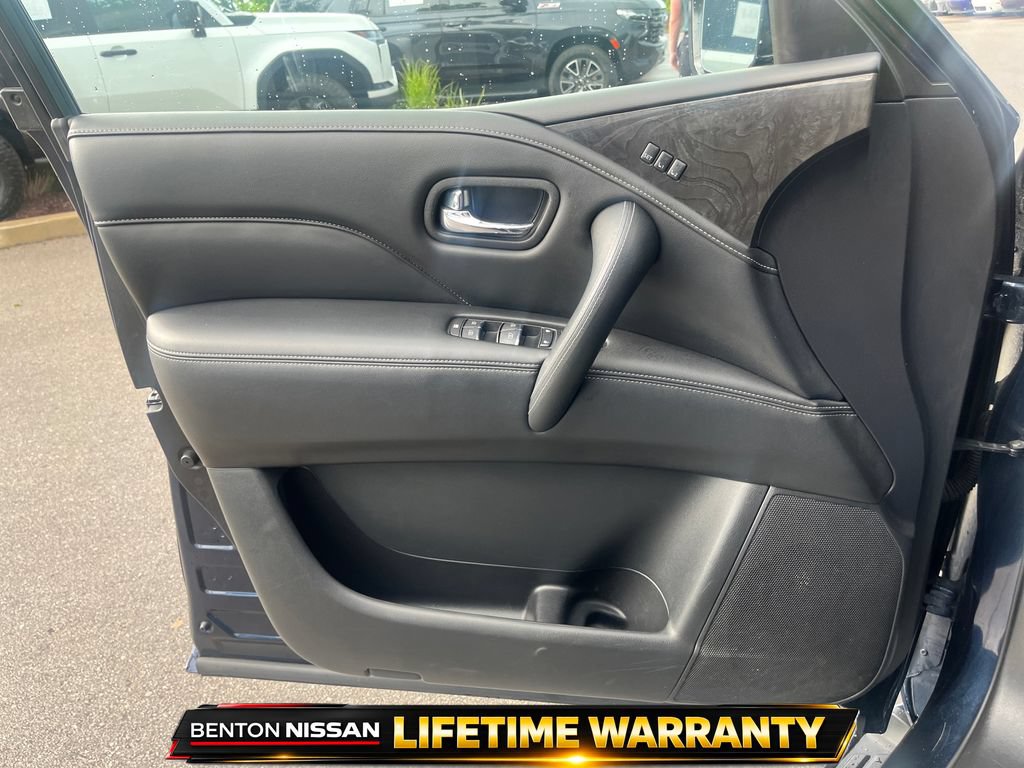 Used 2024 INFINITI QX80 Luxe AWD/4WD image 11