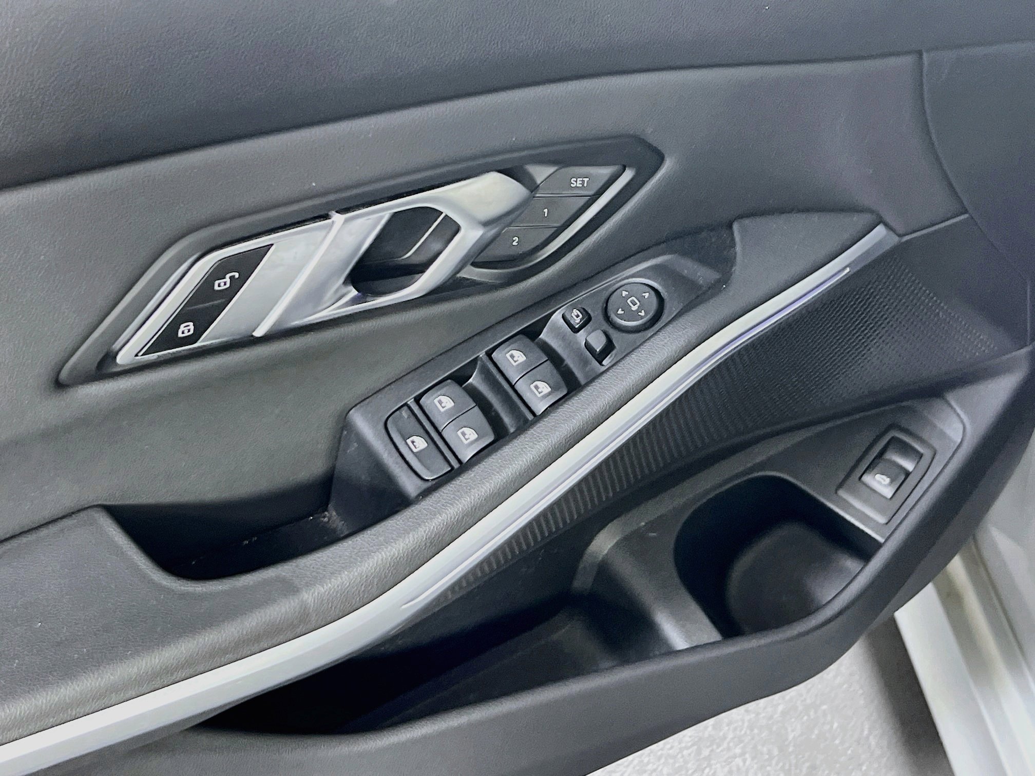 Used 2019 BMW 330i xDrive Sedan w/ Premium Package image 18