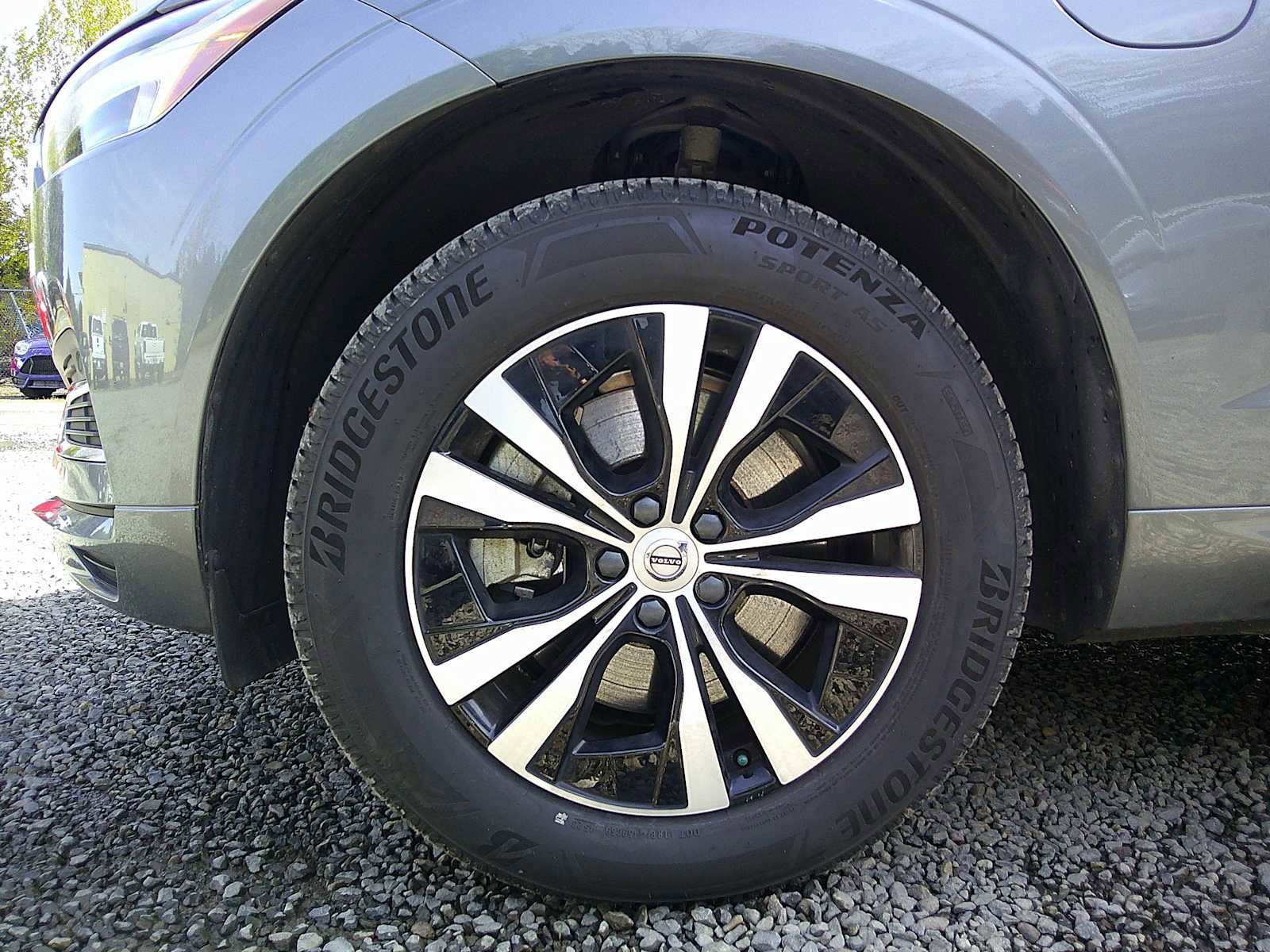 Used 2021 Volvo XC60 T8 Inscription Expression image 9