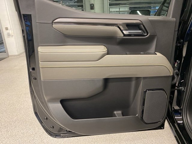 New 2026 Chevrolet Silverado 1500 ZR2 image 33