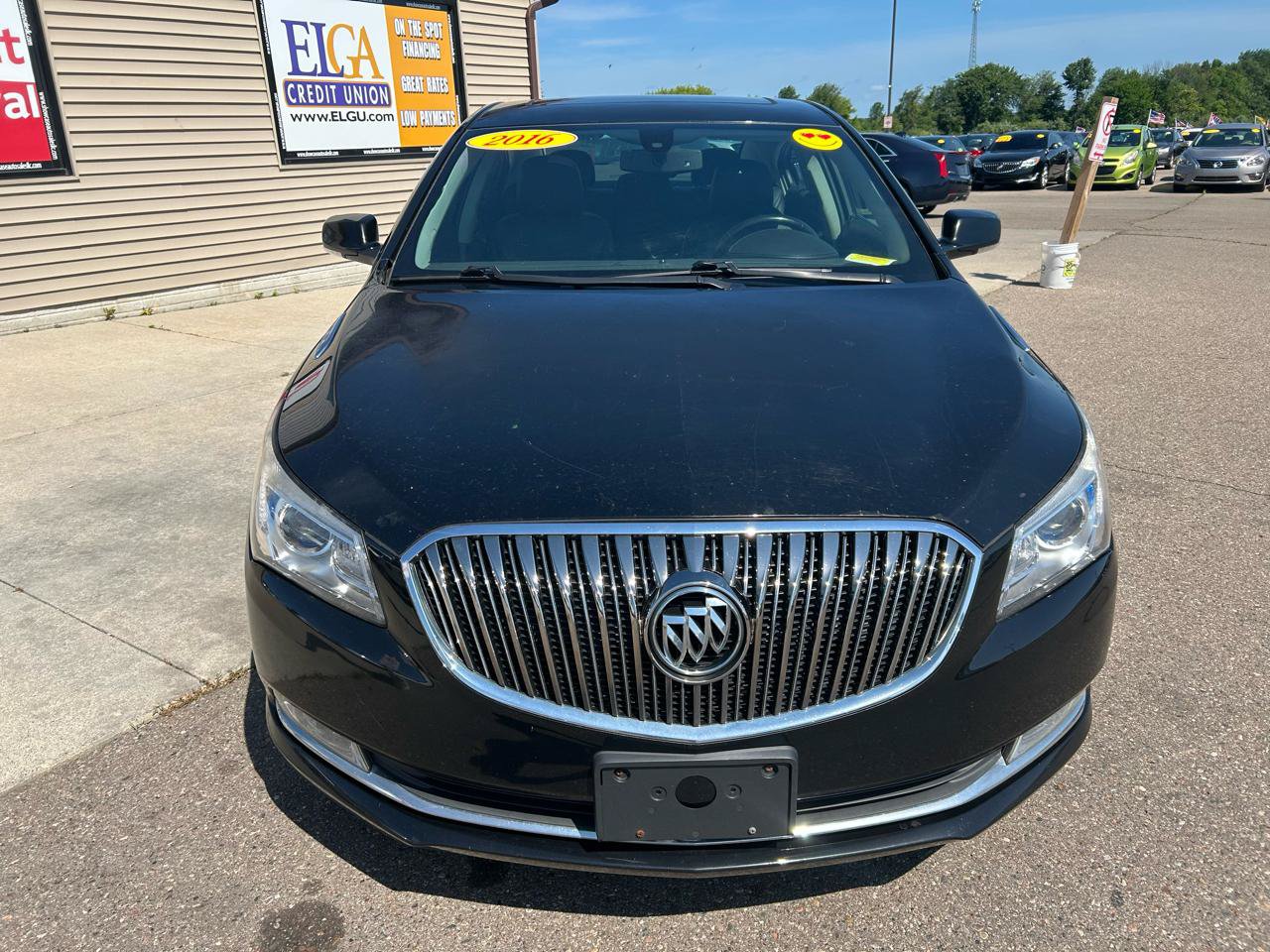 Used 2016 Buick LaCrosse Leather FWD image 2