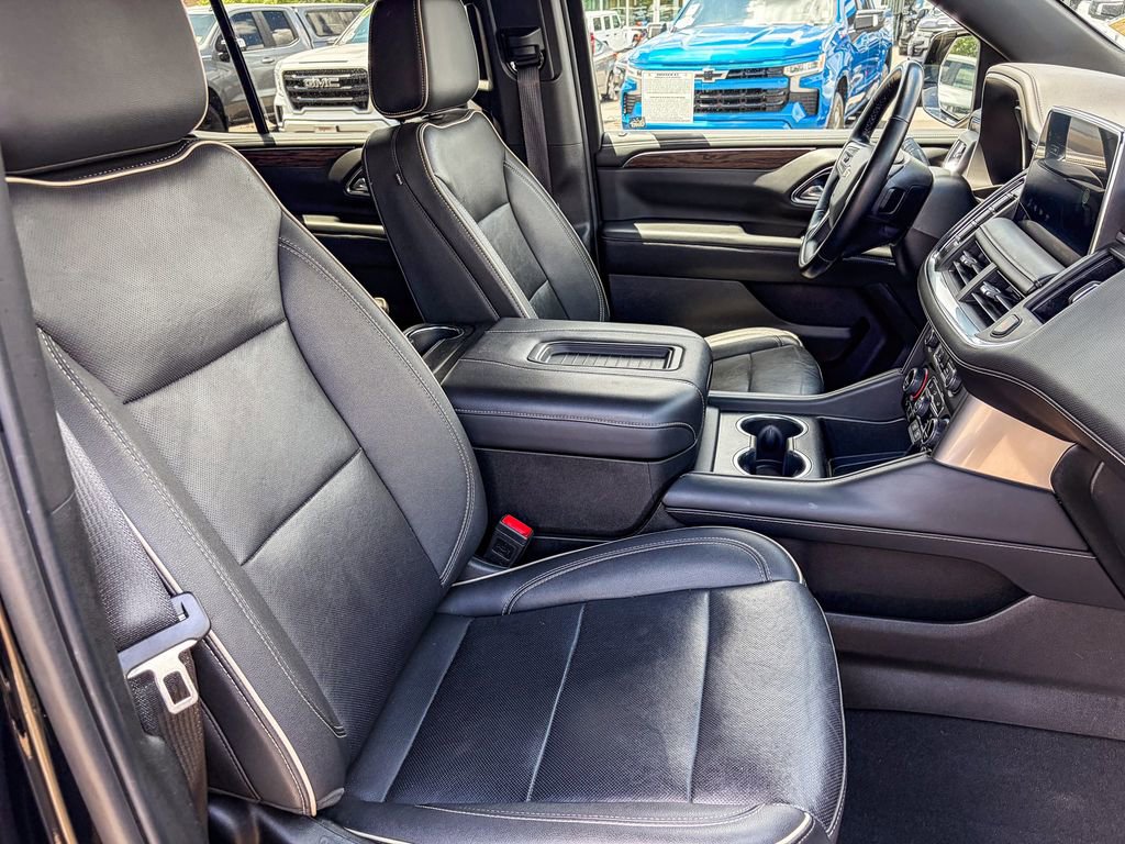 Used 2024 Chevrolet Tahoe Premier AWD/4WD image 37