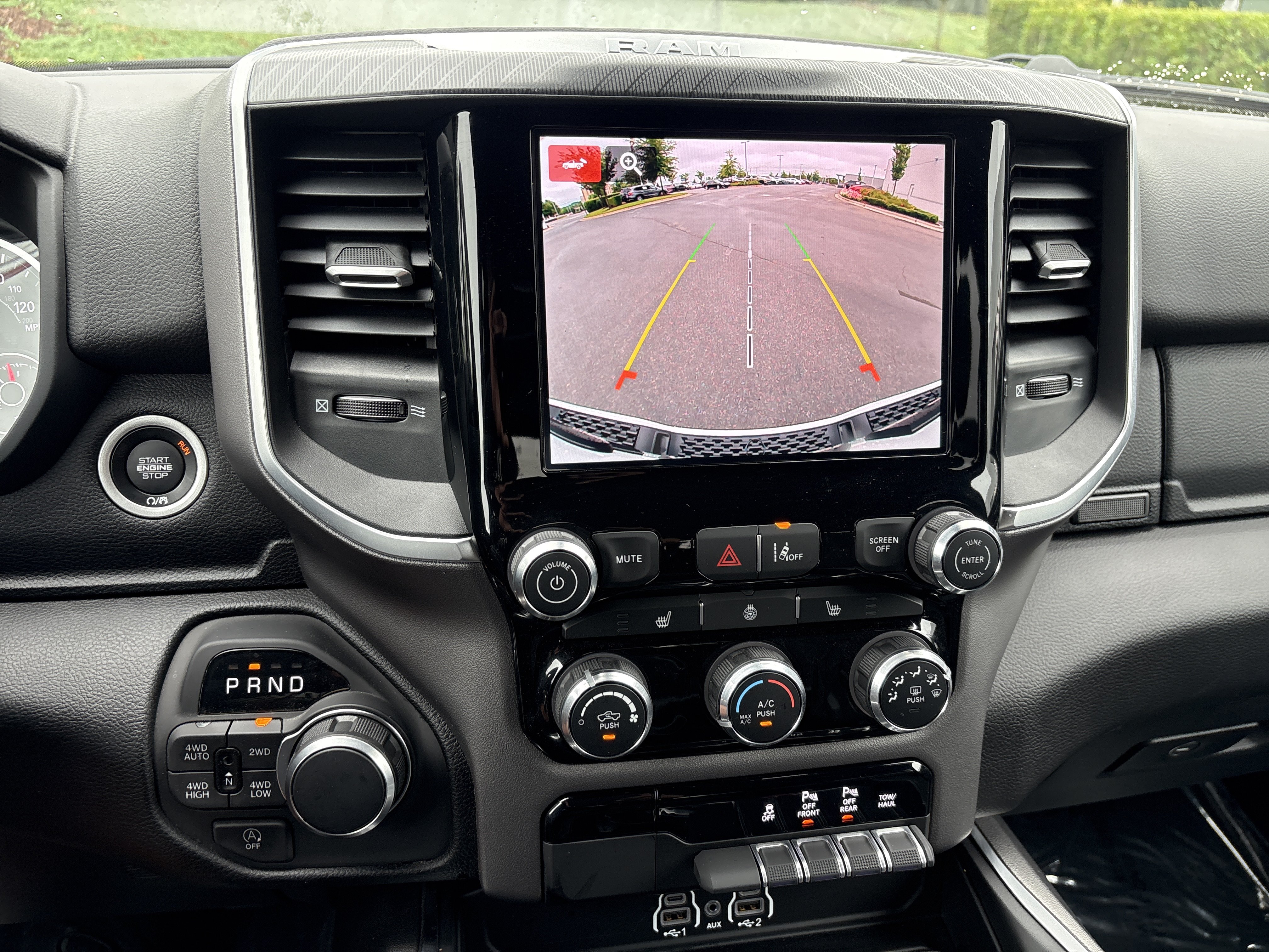 Certified 2025 RAM 1500 Big Horn w/ Night Edition AWD/4WD image 29