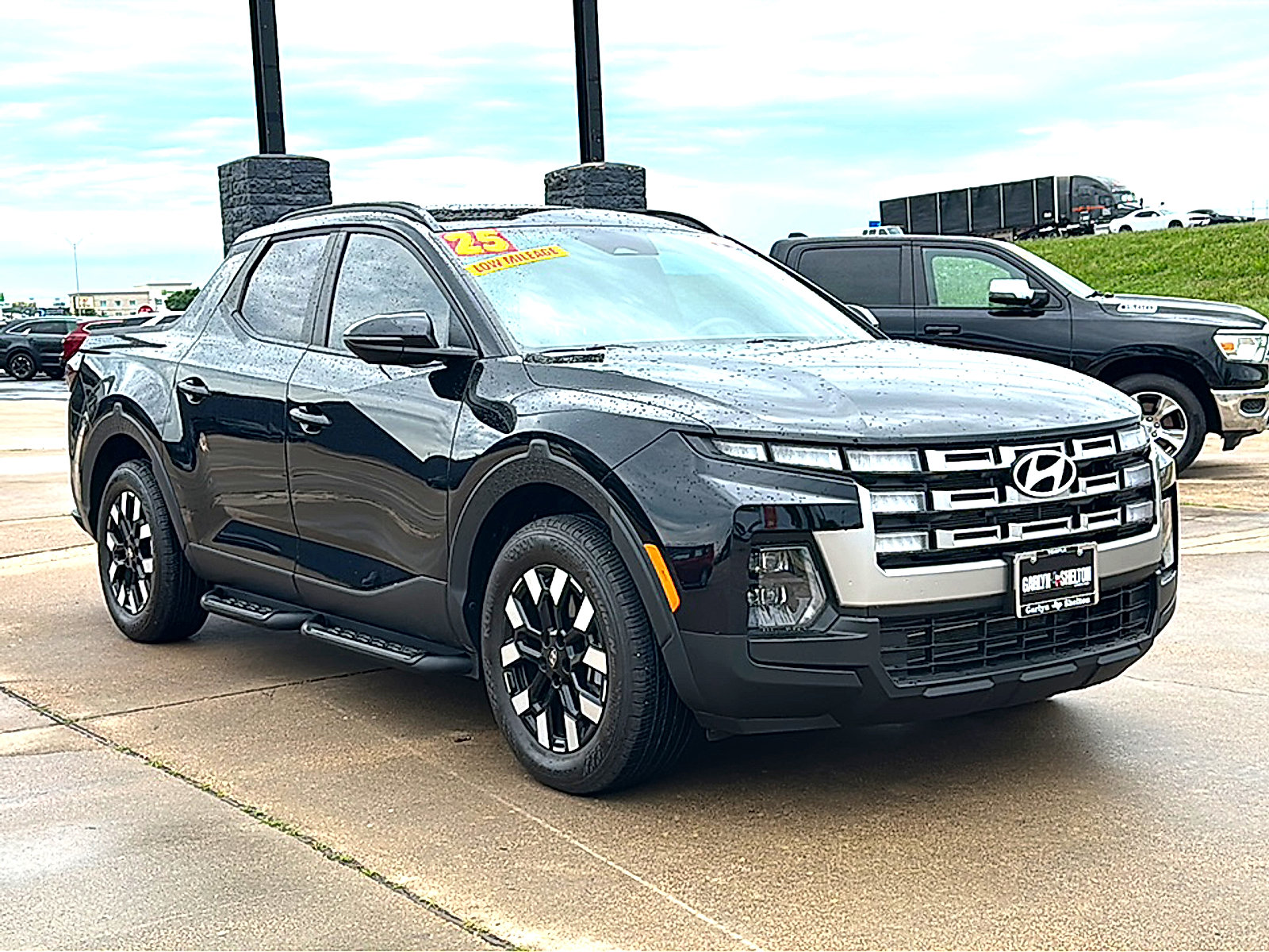 Used 2025 Hyundai Santa Cruz SEL FWD image 10