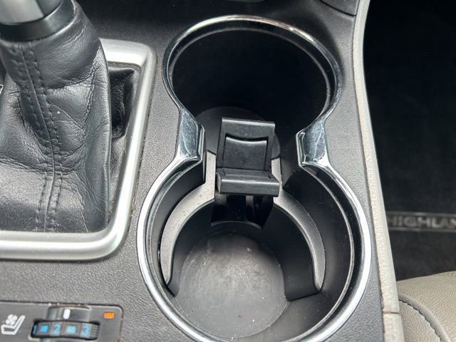 Used 2018 Toyota Highlander Limited FWD image 30