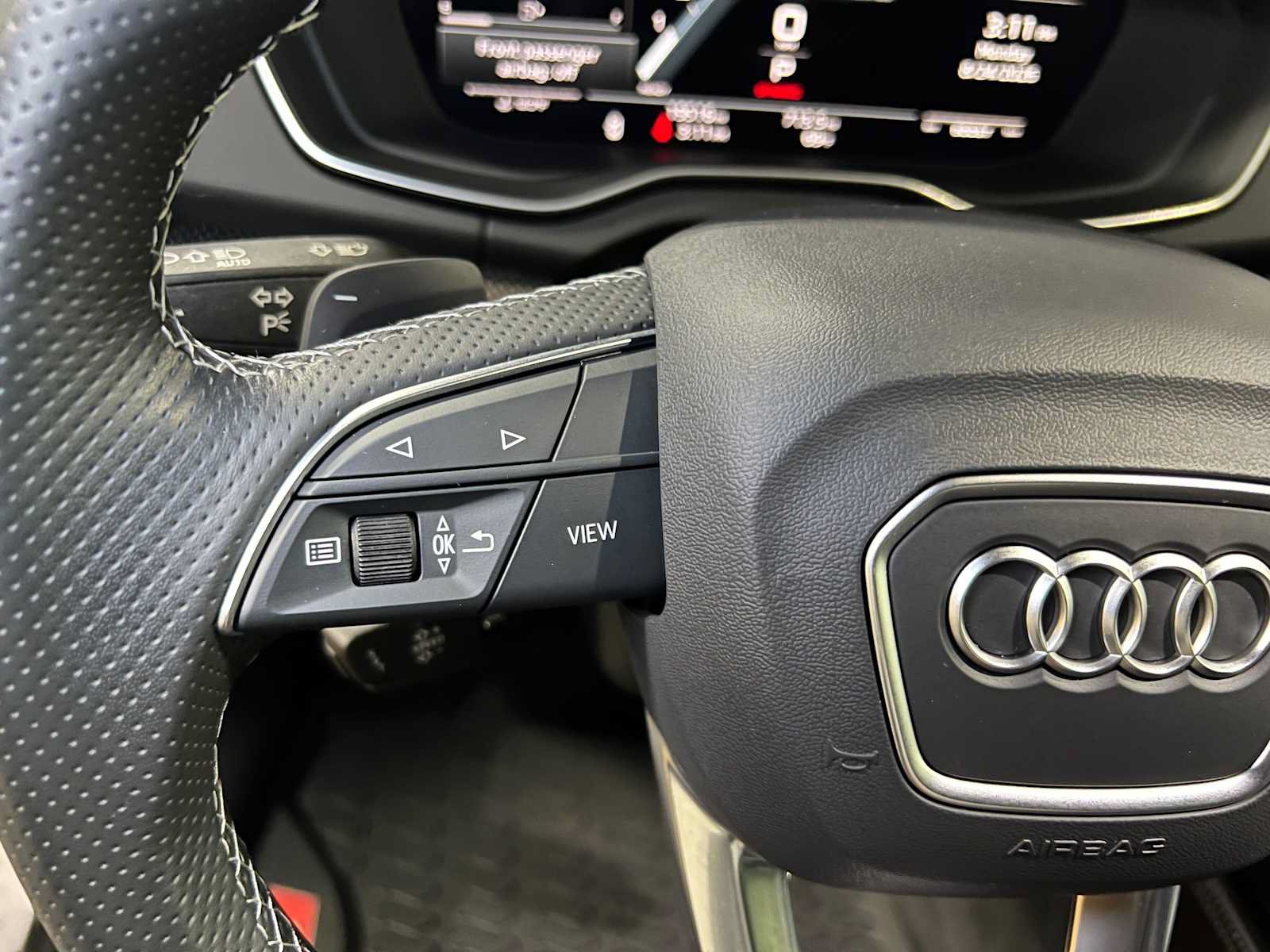 Used 2024 Audi SQ5 Premium Plus w/ Premium Plus Package AWD/4WD image 29