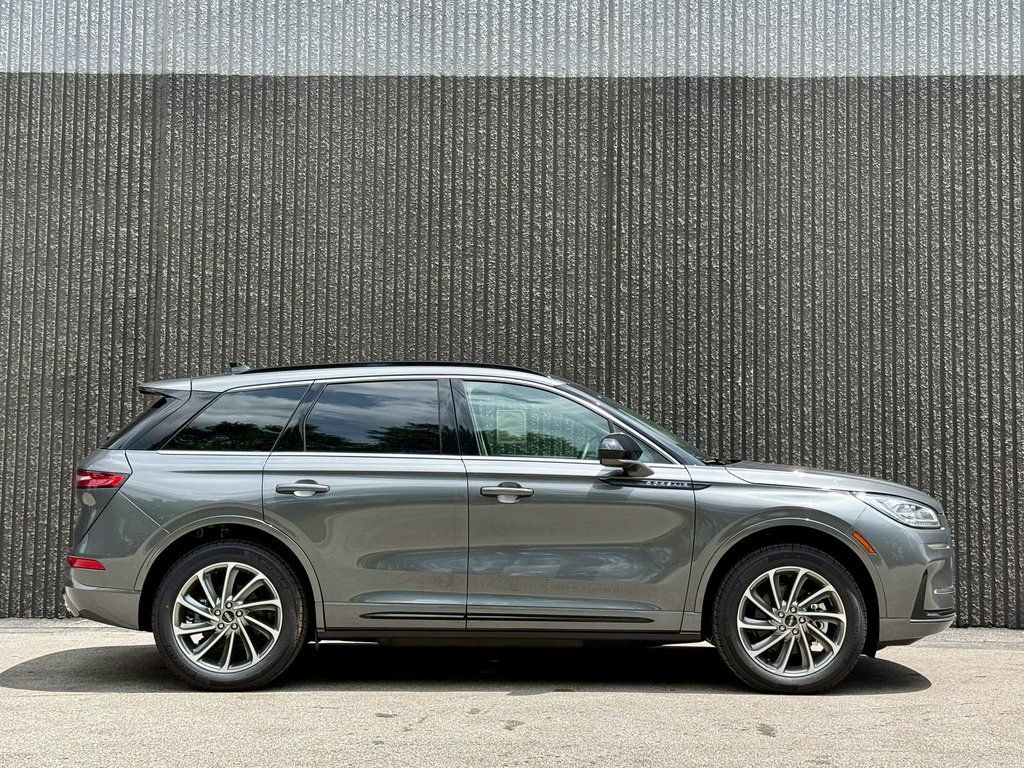 New 2025 Lincoln Corsair Grand Touring AWD/4WD image 6