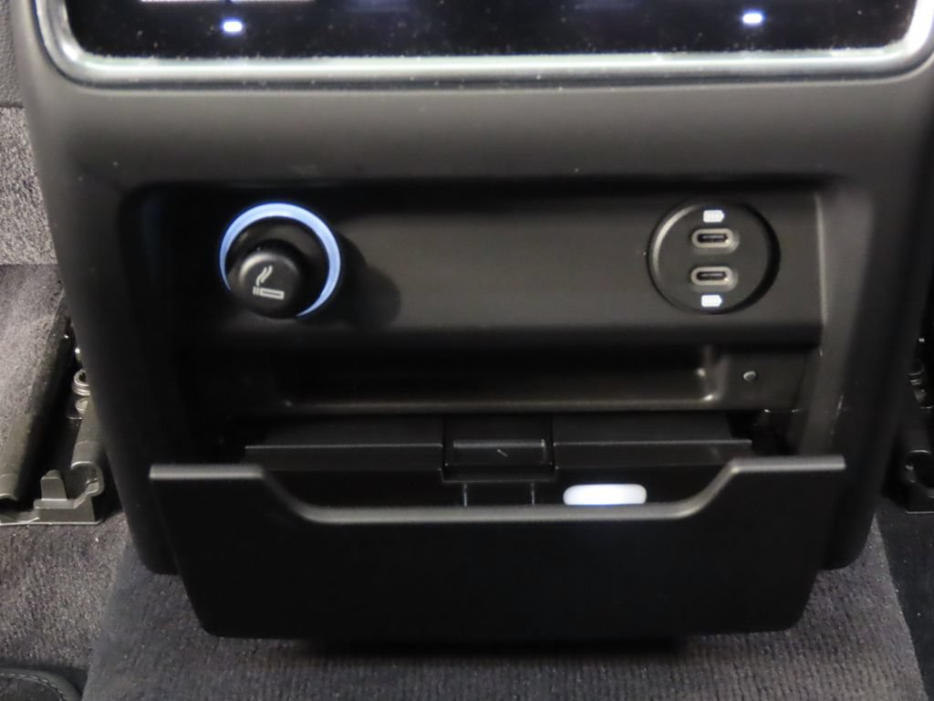 Certified 2023 Porsche Cayenne Coupe AWD/4WD image 35