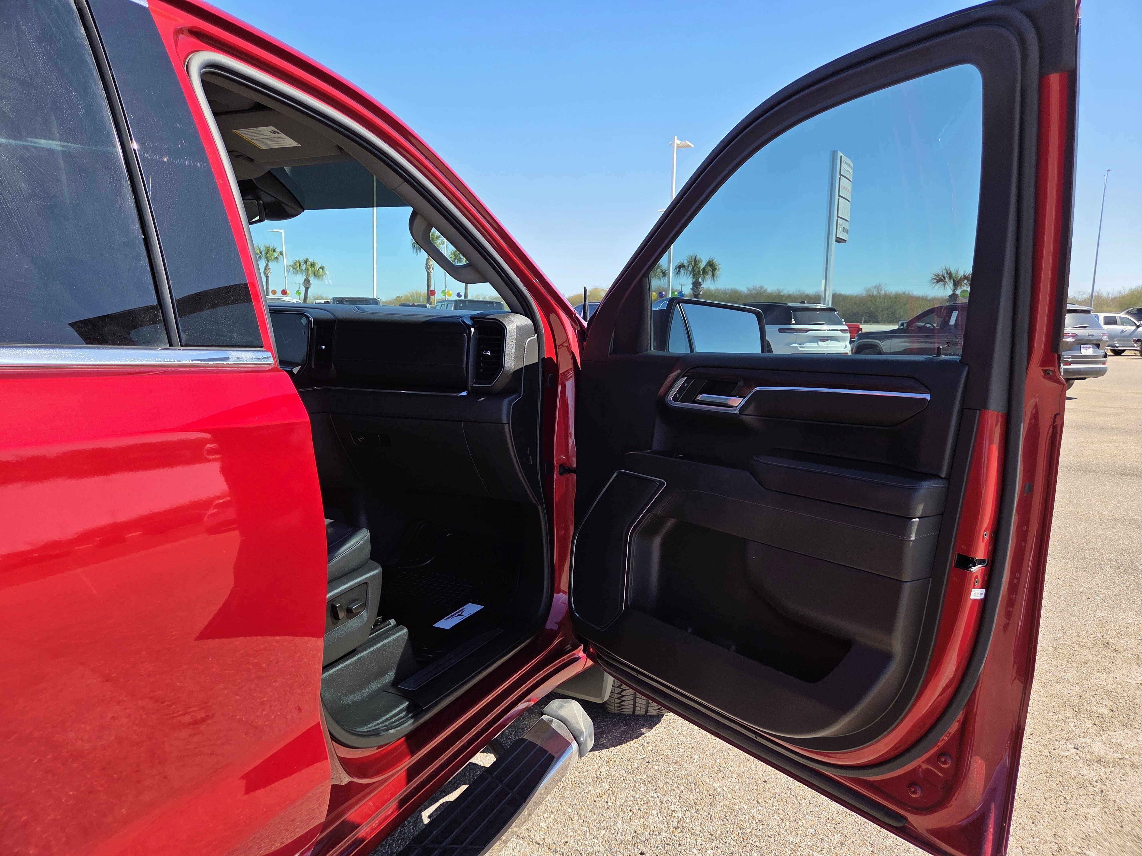 Used 2024 GMC Sierra 1500 SLT w/ X31 Off-Road Package image 20