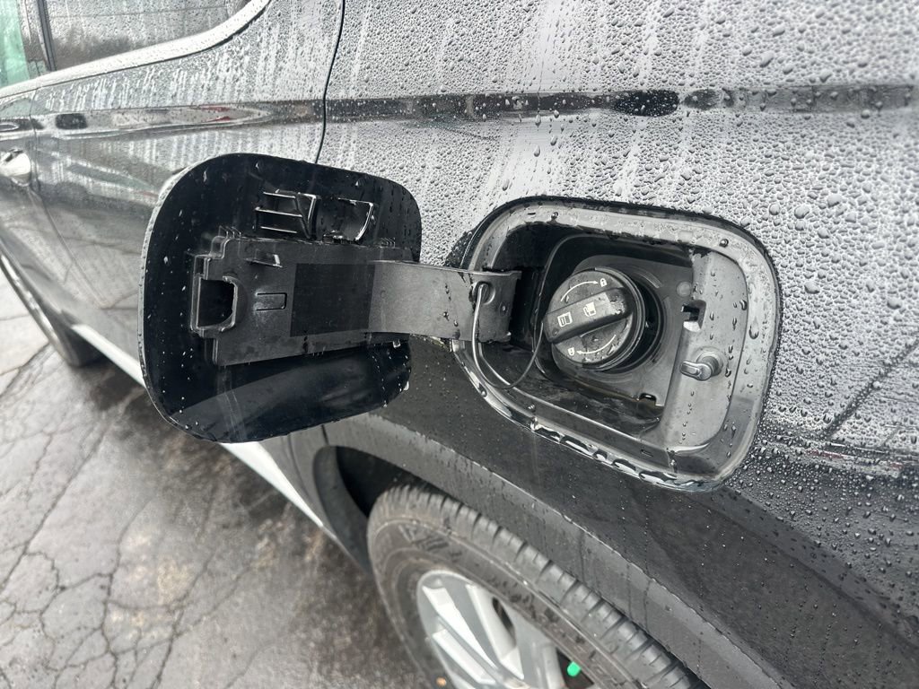 Used 2023 Hyundai Palisade SEL image 45
