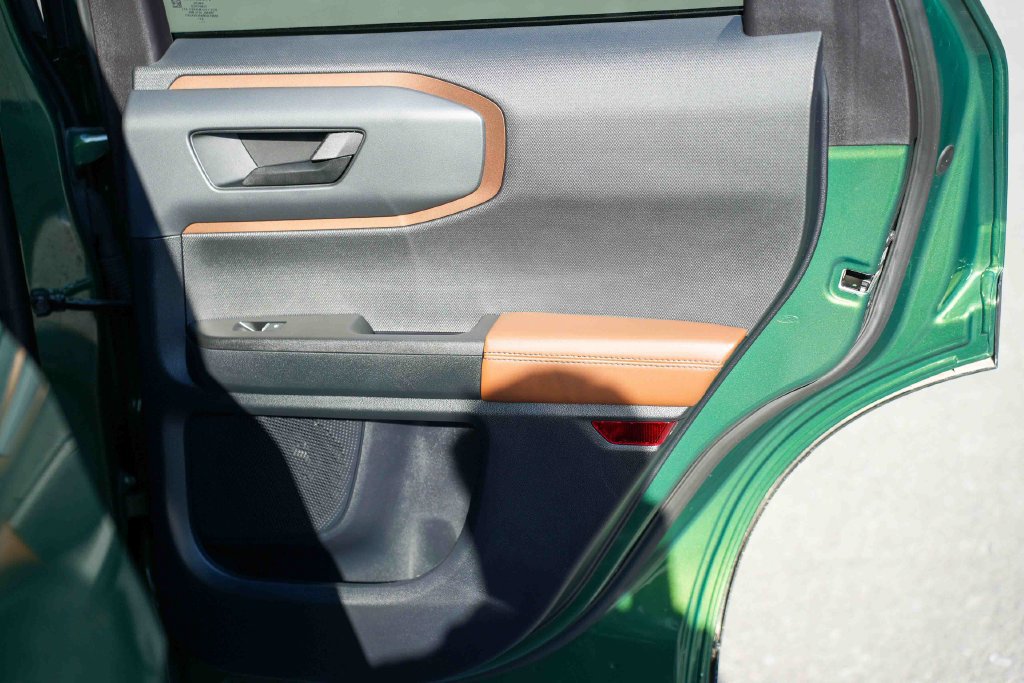 Certified 2024 Ford Bronco Sport Outer Banks AWD/4WD image 18