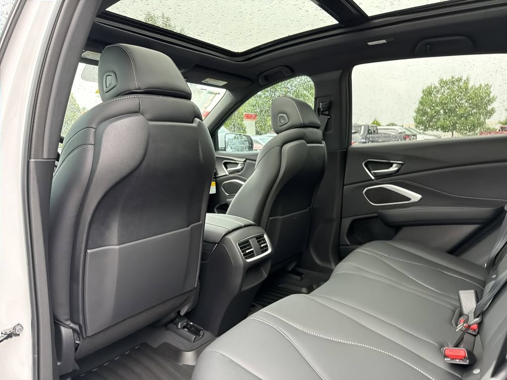 New 2026 Acura RDX SH-AWD image 12