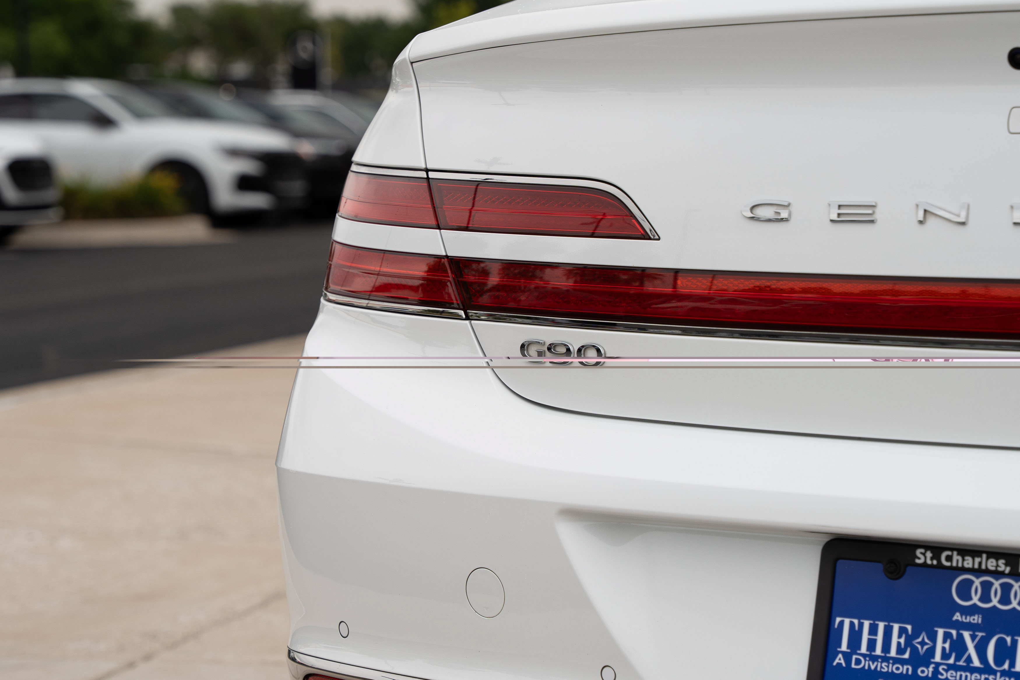 Used 2021 Genesis G90 3.3T Premium AWD/4WD image 33