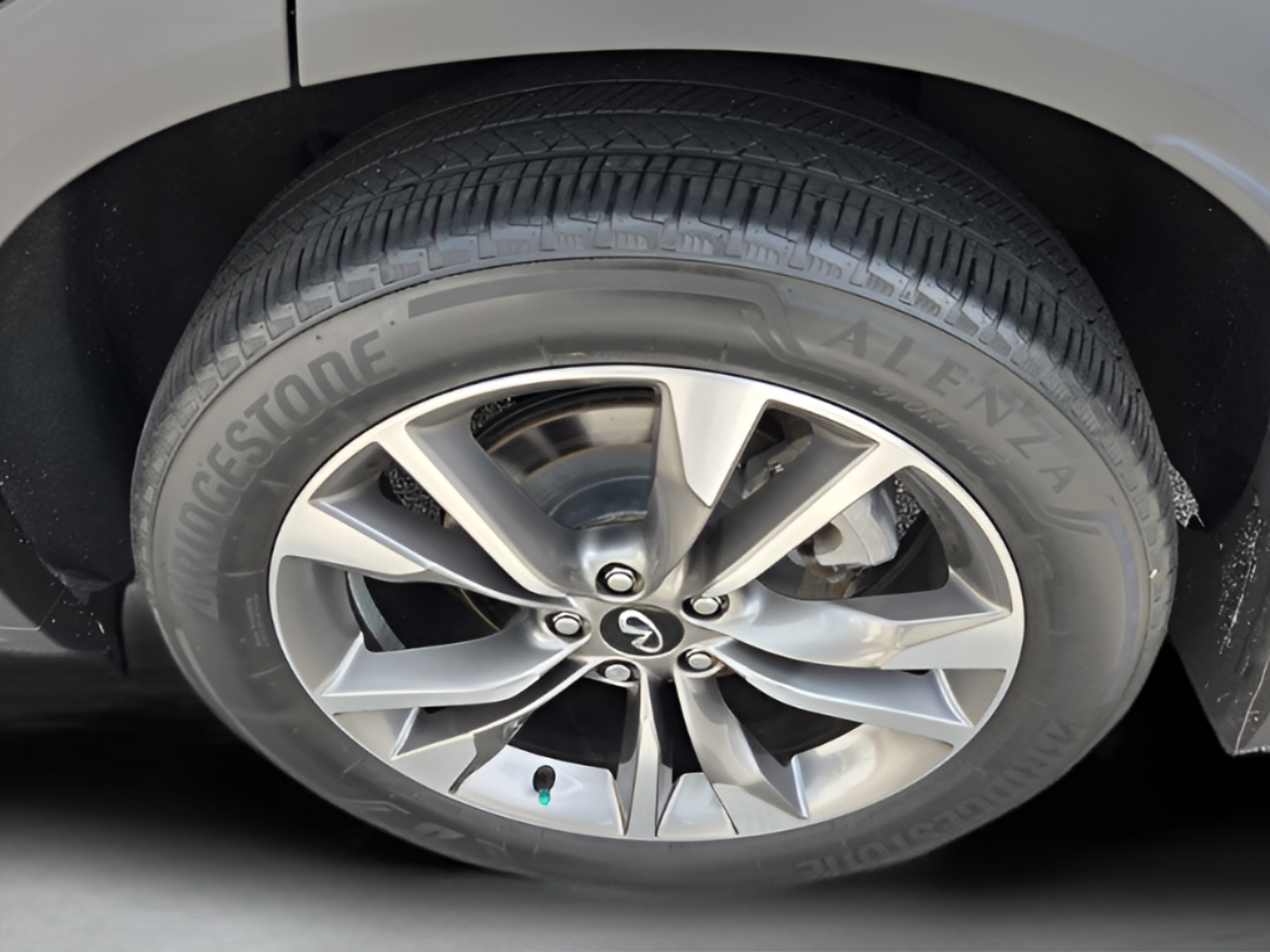 Used 2023 INFINITI QX60 Luxe w/ Cargo Package FWD image 29