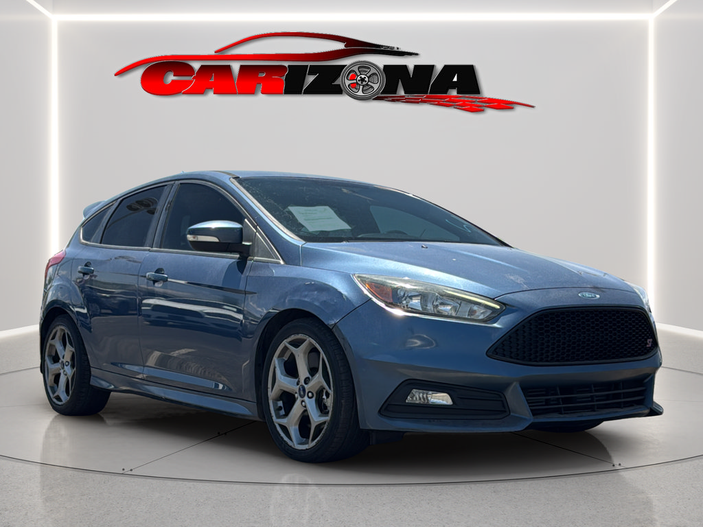 Used 2018 Ford Focus ST FWD image 4