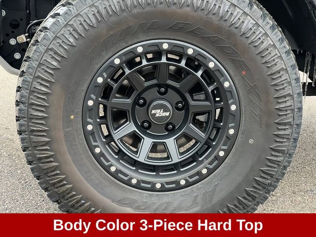 Used 2023 Jeep Gladiator Mojave w/ LED Lighting Group image 10