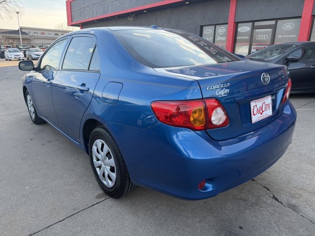 Used 2009 Toyota Corolla LE FWD image 3