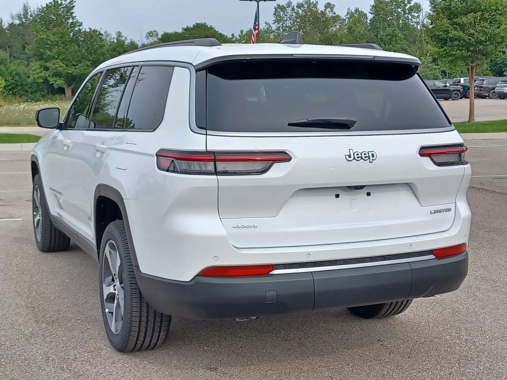New 2026 Jeep Grand Cherokee L Limited AWD/4WD image 3
