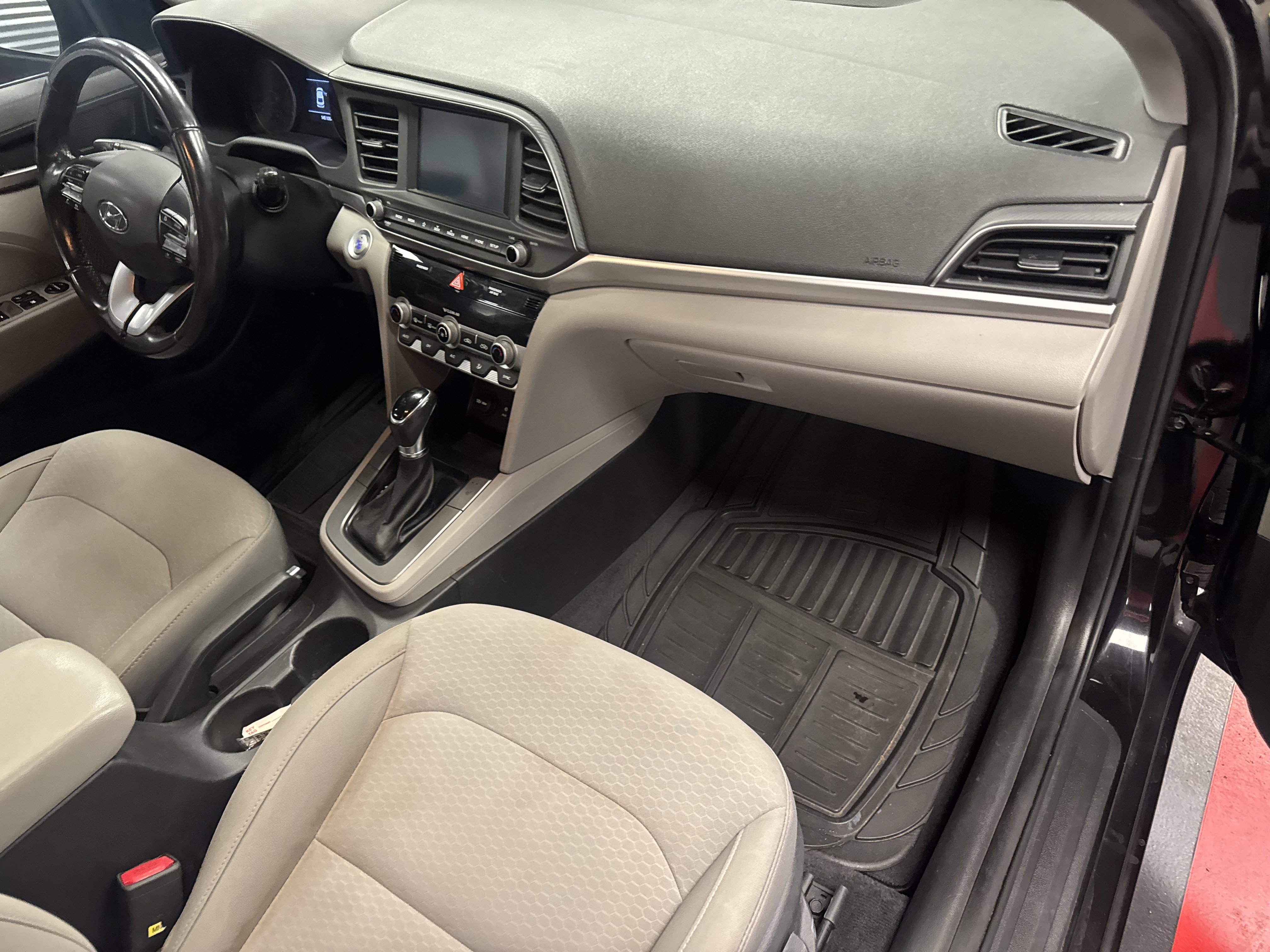 Used 2019 Hyundai Elantra Value Edition image 10