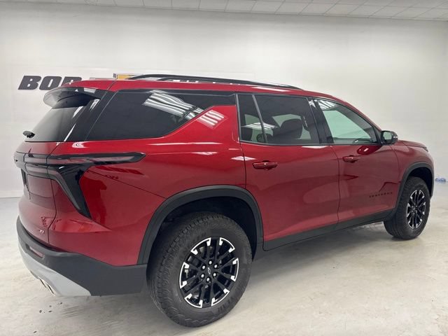 Used 2024 Chevrolet Traverse Z71 w/ LPO, Floor Liner Package AWD/4WD image 5