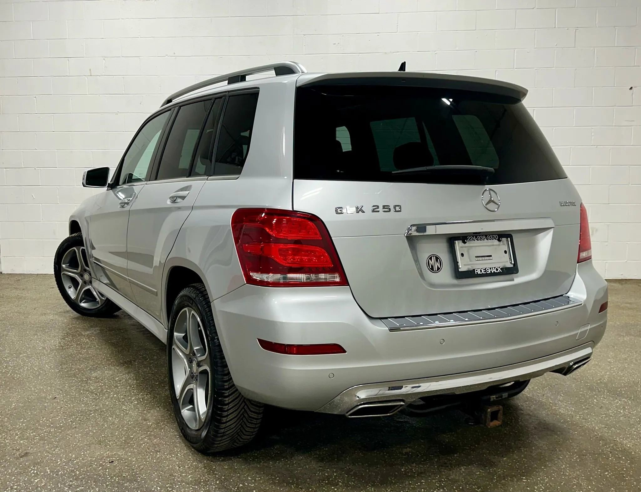 Used 2014 Mercedes-Benz GLK 250 BlueTEC 4MATIC image 2
