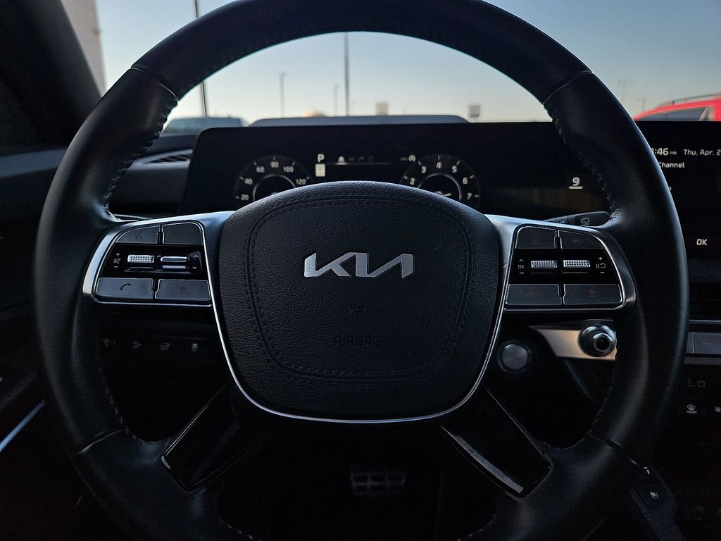 Used 2024 Kia Telluride SX image 30