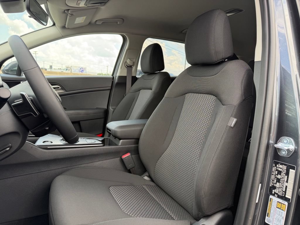 New 2026 Kia Sportage LX FWD image 10