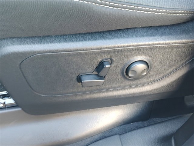 New 2026 RAM 1500 4x4 Crew Cab image 14