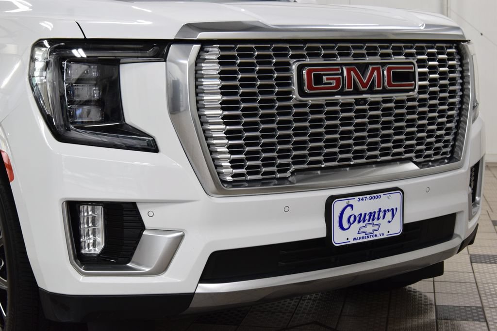 Used 2024 GMC Yukon XL Denali AWD/4WD image 13