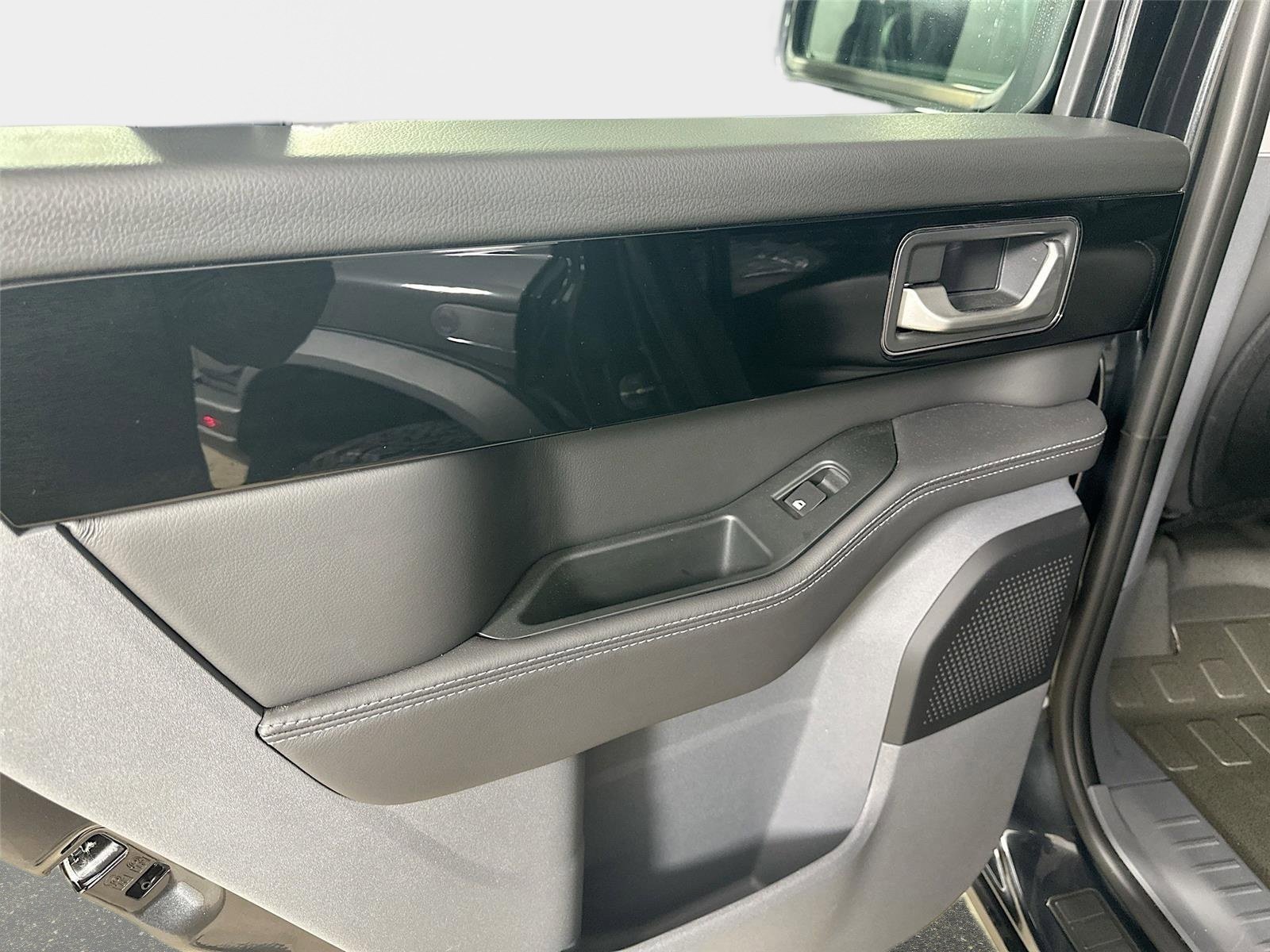 Used 2024 INEOS Grenadier Fieldmaster Edition image 36